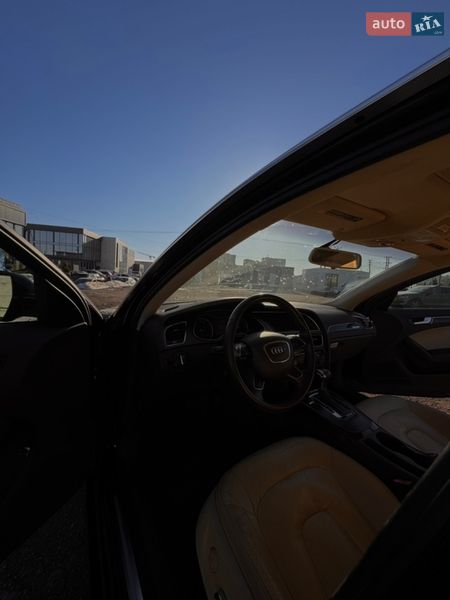 Седан Audi A4 2012 в Харкові