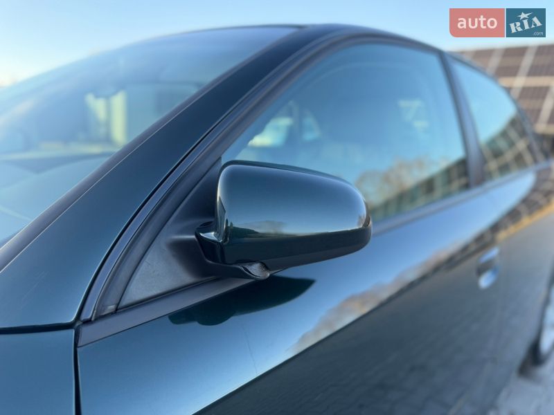 Седан Audi A4 2006 в Володимирі