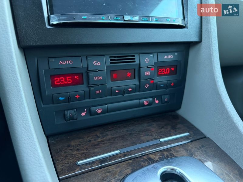 Седан Audi A4 2006 в Володимирі