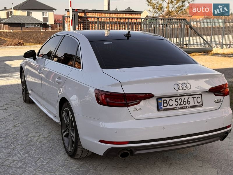 Седан Audi A4 2018 в Львові