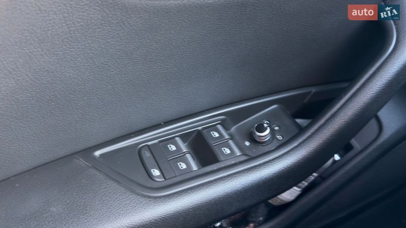 Седан Audi A4 2016 в Харькове