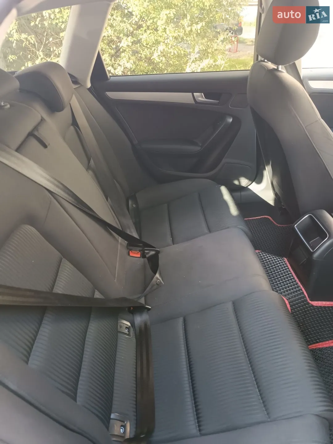2011 Audi A4 - мініатюра 6