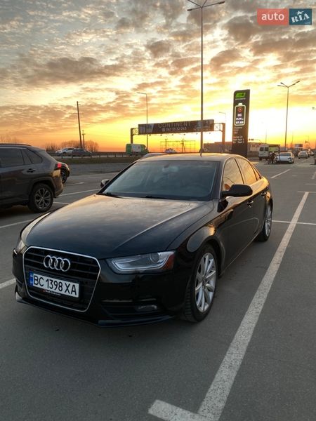 Седан Audi A4 2012 в Львові