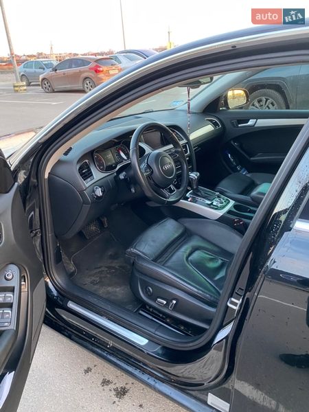 Седан Audi A4 2012 в Львові