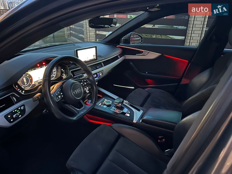 Універсал Audi A4 2019 в Івано-Франківську