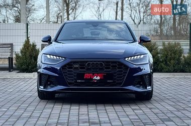 Седан Audi A4 2022 в Ровно