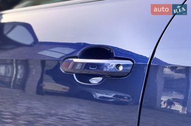 Седан Audi A4 2022 в Ровно