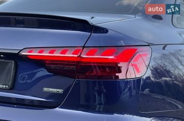 Седан Audi A4 2022 в Ровно