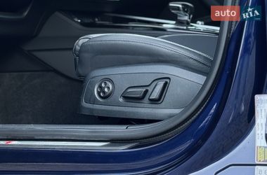 Седан Audi A4 2022 в Ровно