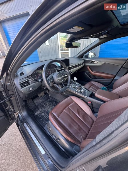 Седан Audi A4 2018 в Киеве