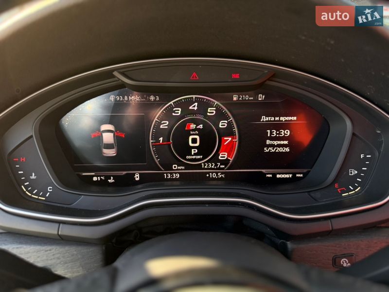 Седан Audi A4 2016 в Киеве
