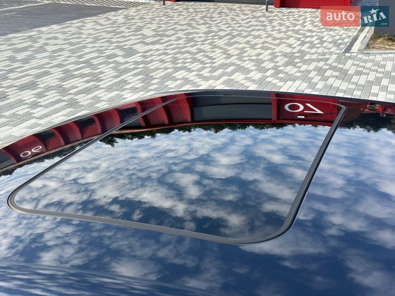 Седан Audi A4 2012 в Львові