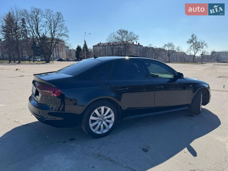 Седан Audi A4 2014 в Запоріжжі