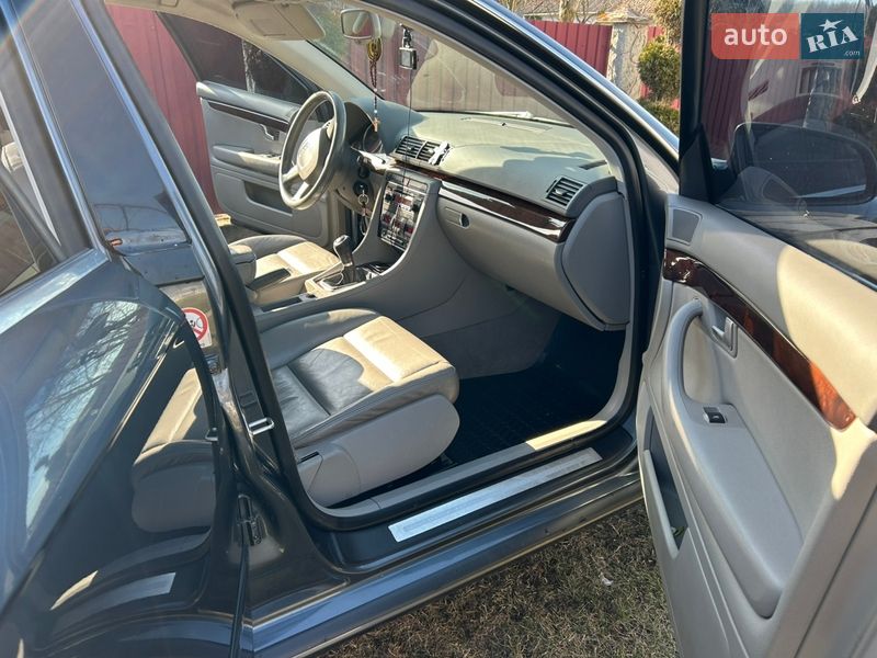 Седан Audi A4 2005 в Калуші