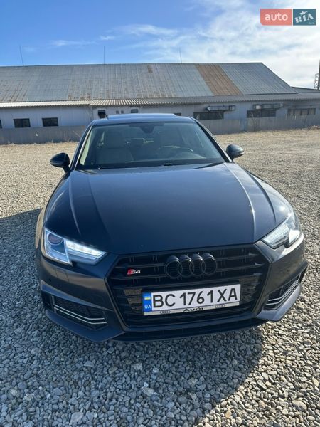 Audi A4 2017
