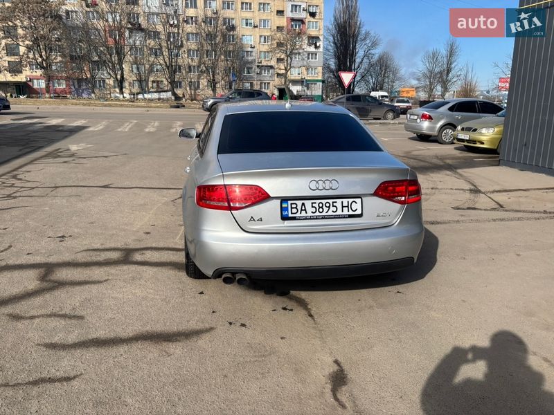 Седан Audi A4 2012 в Кропивницком