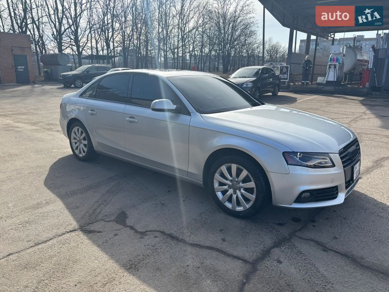 Седан Audi A4 2012 в Кропивницком