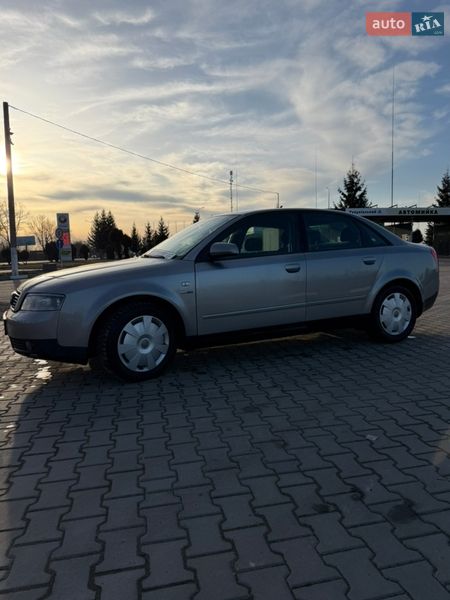 Седан Audi A4 2002 в Снятині