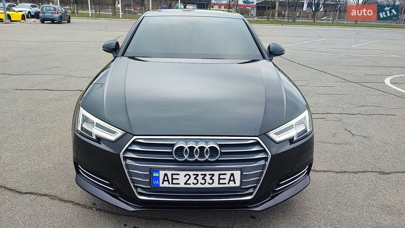 2018 Audi A4, VIN WAUZZZF47JA180176:plate — фото 1 (autoria)