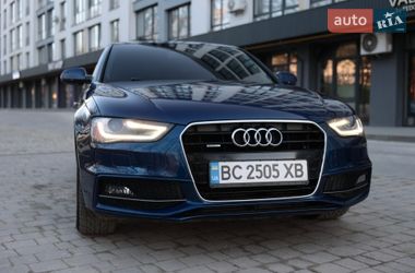 Седан Audi A4 2014 в Новояворовске