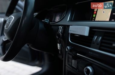 Седан Audi A4 2014 в Новояворовске