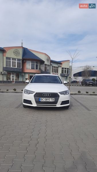 Универсал Audi A4 2018 в Ужгороде