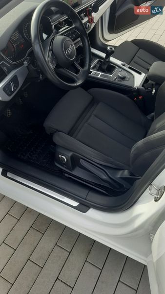Универсал Audi A4 2018 в Ужгороде