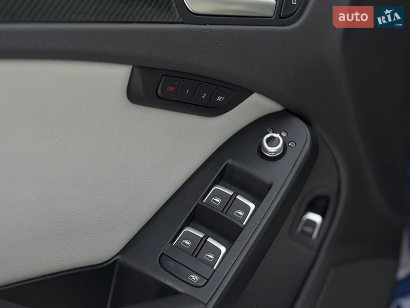 Седан Audi A4 2012 в Тернополе