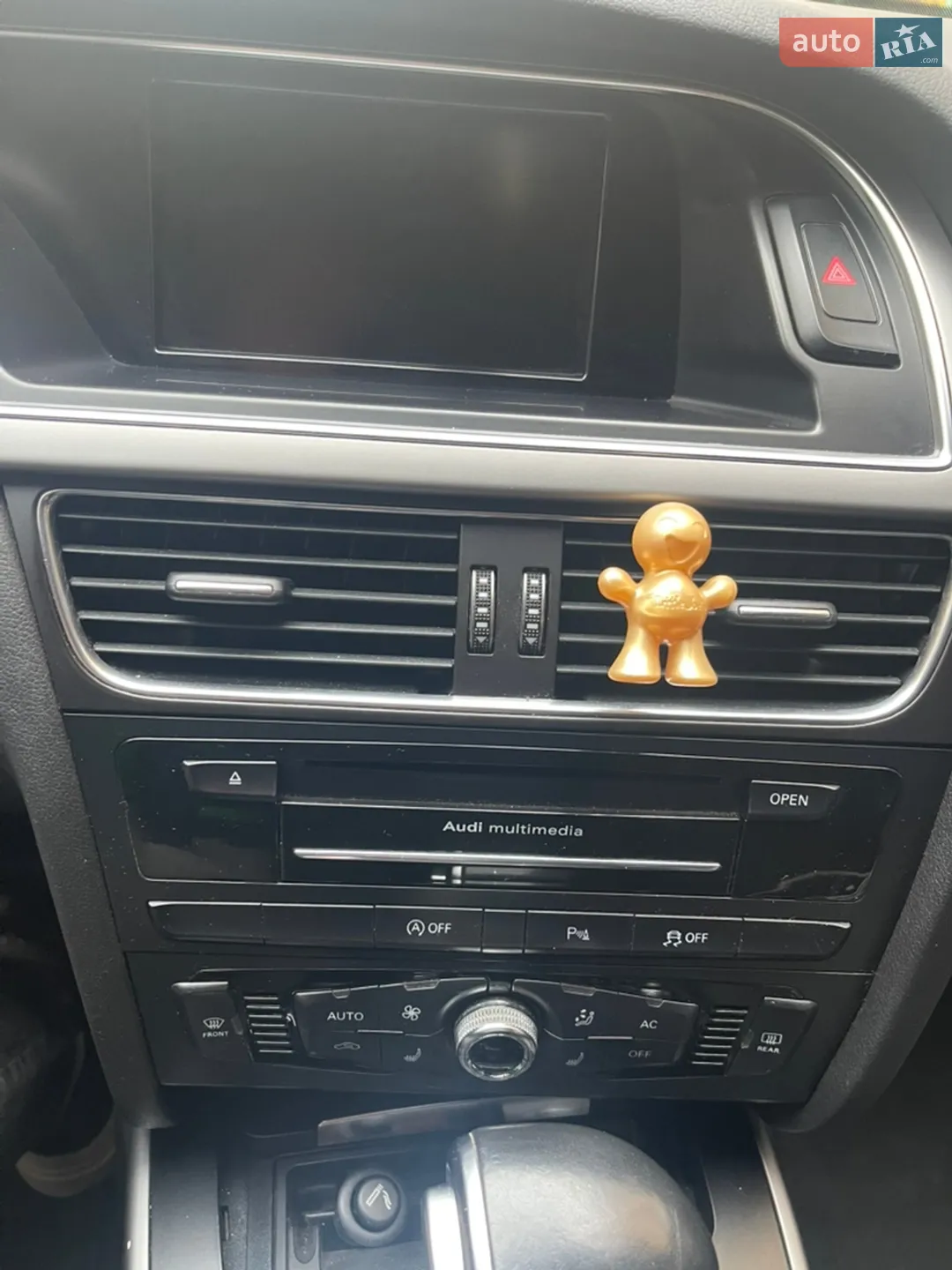 2012 Audi A4 - мініатюра 6