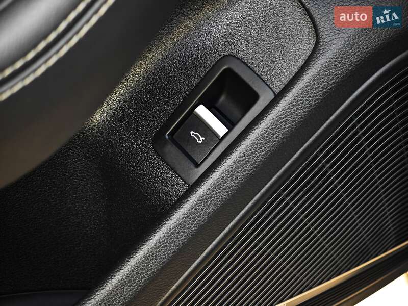Універсал Audi A4 2019 в Дубні