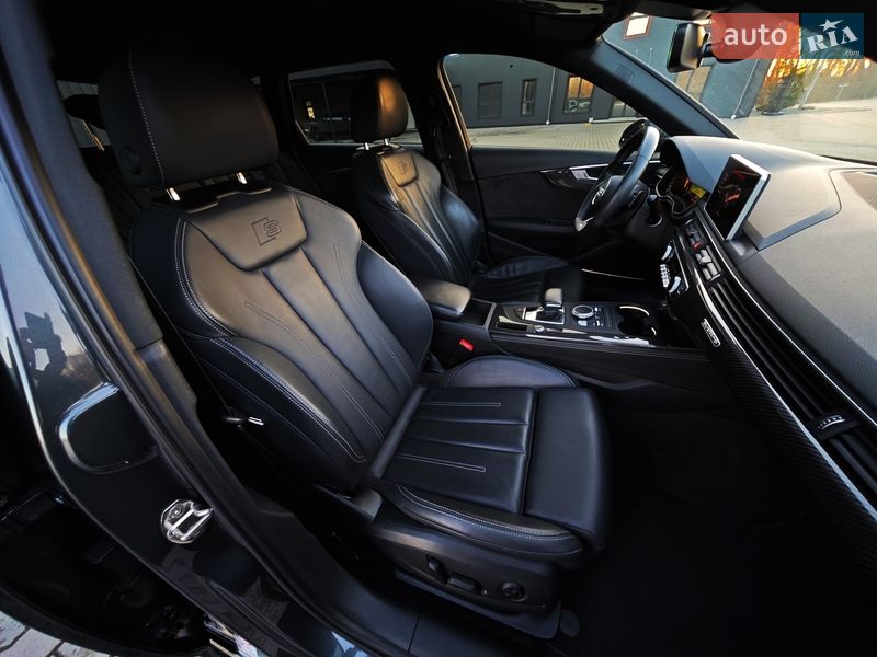 Універсал Audi A4 2019 в Дубні