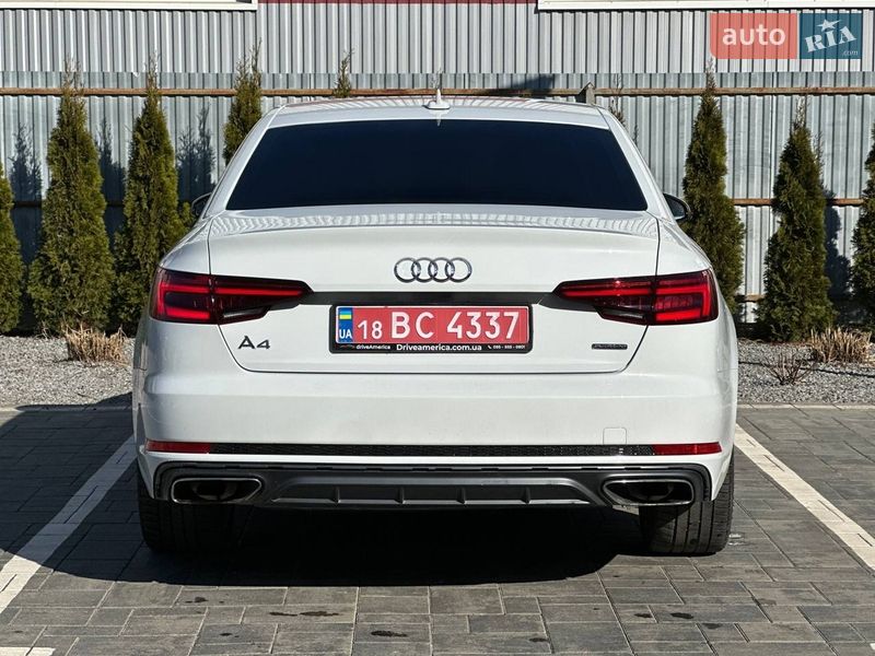 Седан Audi A4 2018 в Луцке