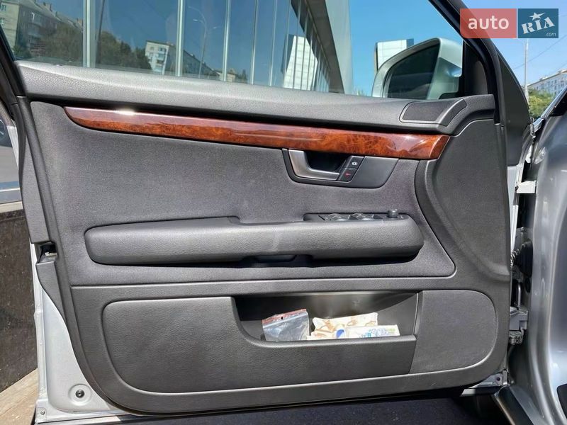 Седан Audi A4 2006 в Киеве