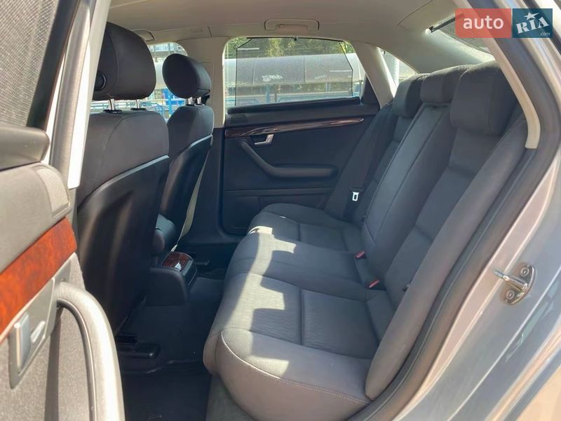 Седан Audi A4 2006 в Киеве