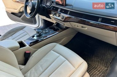 Седан Audi A4 2016 в Николаеве