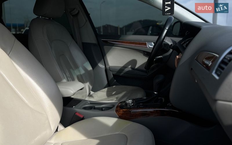 Седан Audi A4 2010 в Мукачевому