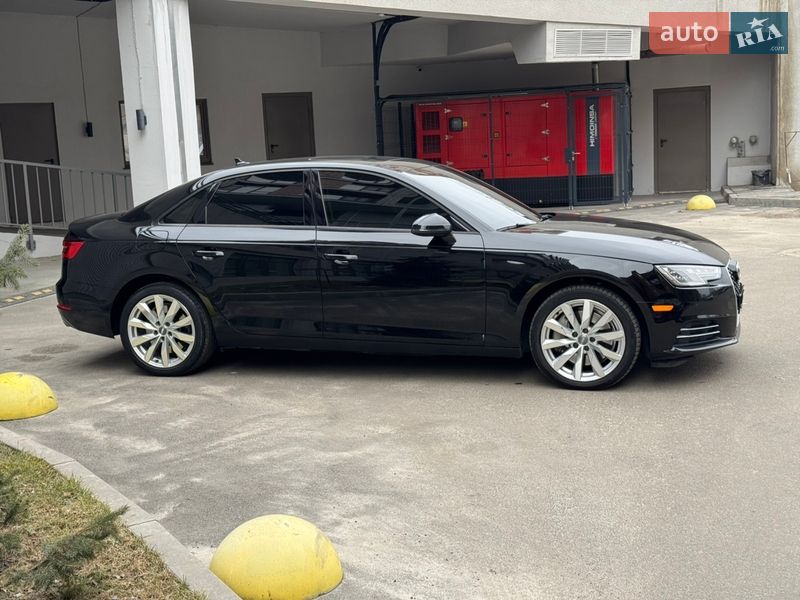 Седан Audi A4 2016 в Днепре