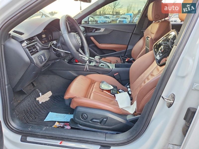 Седан Audi A4 2020 в Львове