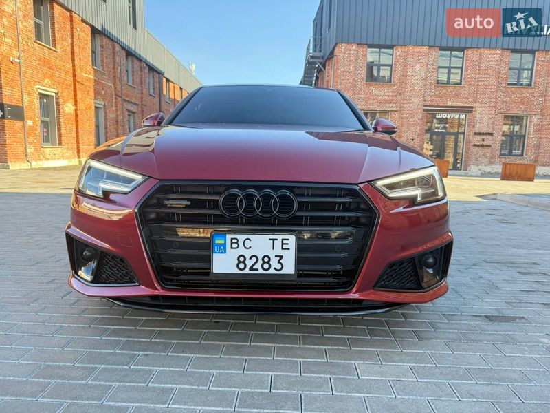 Седан Audi A4 2019 в Чернівцях