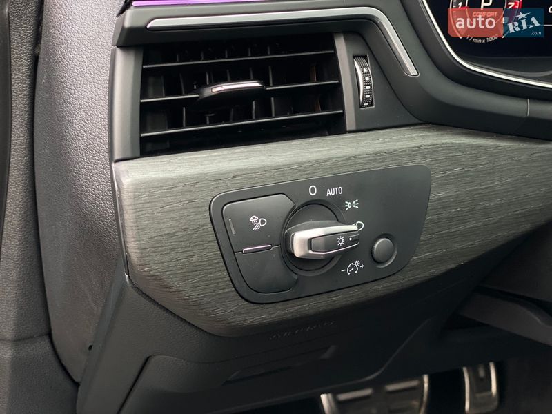 Седан Audi A4 2020 в Києві