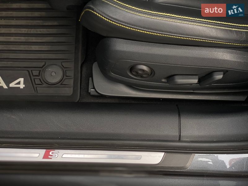 Седан Audi A4 2020 в Києві