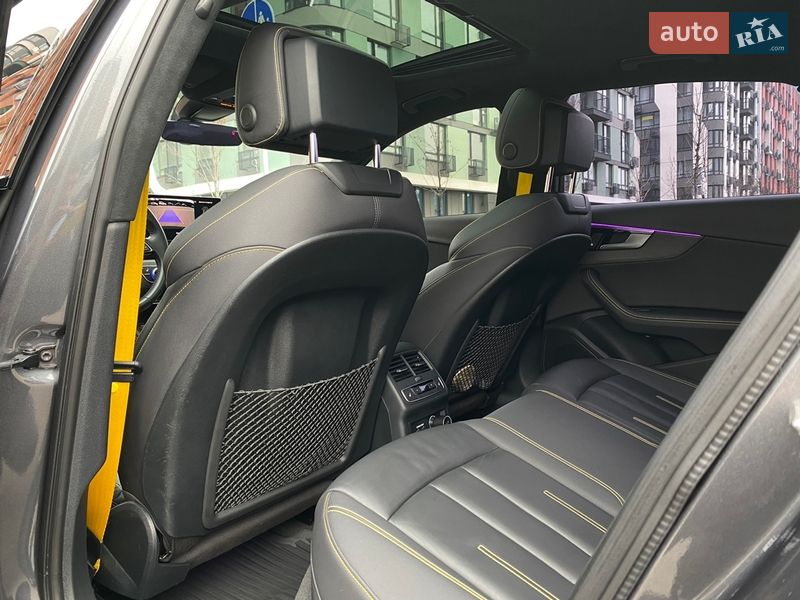 Седан Audi A4 2020 в Києві