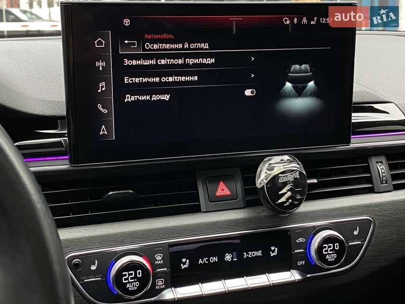 Седан Audi A4 2020 в Києві