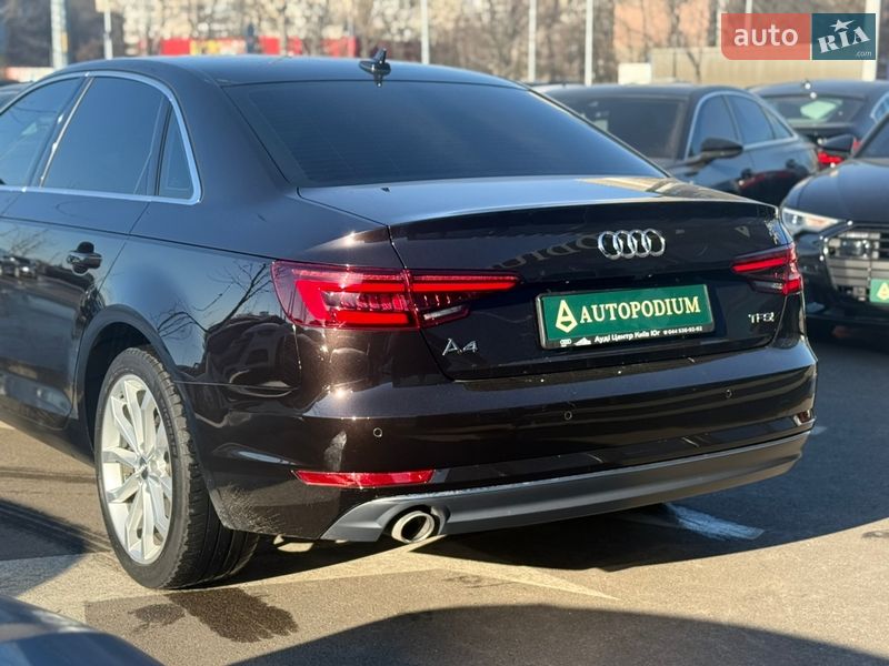 Седан Audi A4 2017 в Киеве