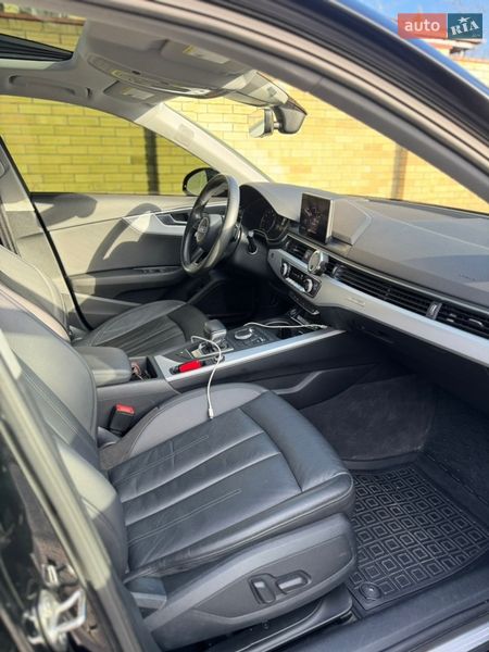 Седан Audi A4 2016 в Львове