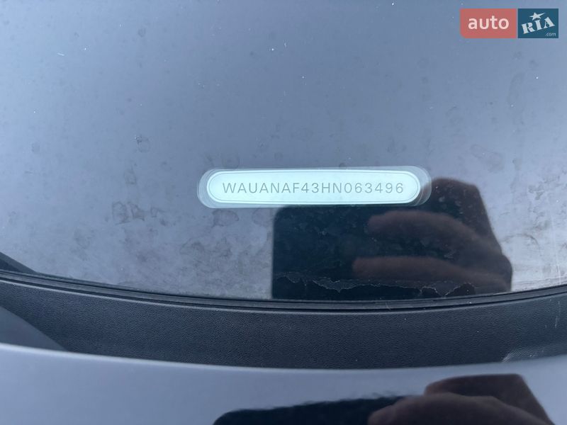 Седан Audi A4 2017 в Киеве