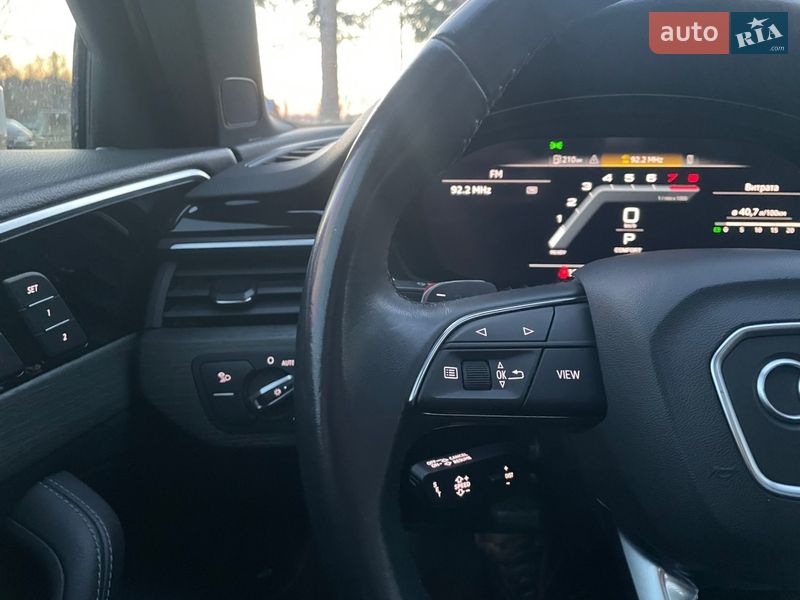 Седан Audi A4 2023 в Стрые