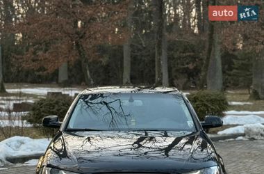 Седан Audi A4 2013 в Львове