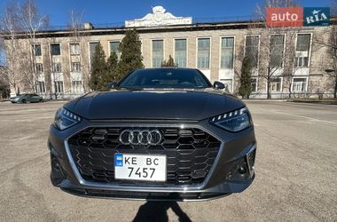 Седан Audi A4 2022 в Днепре