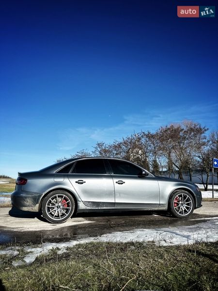 Седан Audi A4 2012 в Лубнах